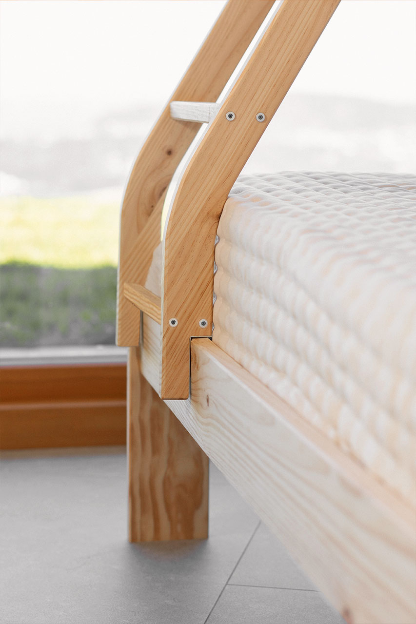 Imagen de ambiente 2 para:Litera triple de madera